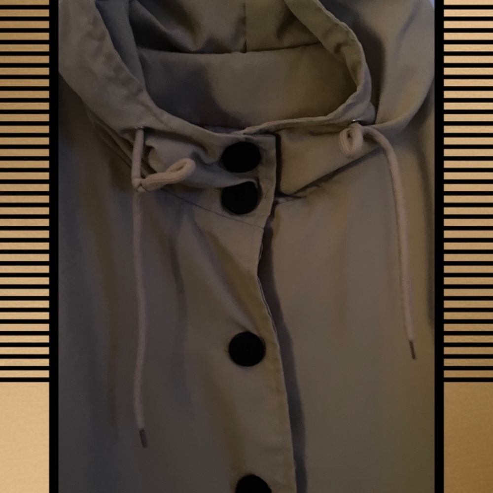 Light weight jacket - Picture 3 of 3